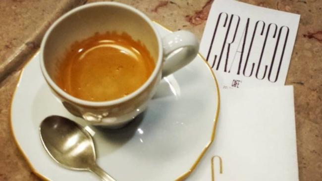 Carlo Cracco: sai quanto costa un caffè da lui, da non credere