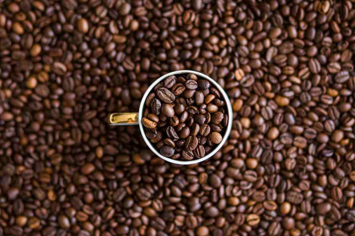 Utilizzi la moka per la preparazione del caffè? Non buttare i fondi