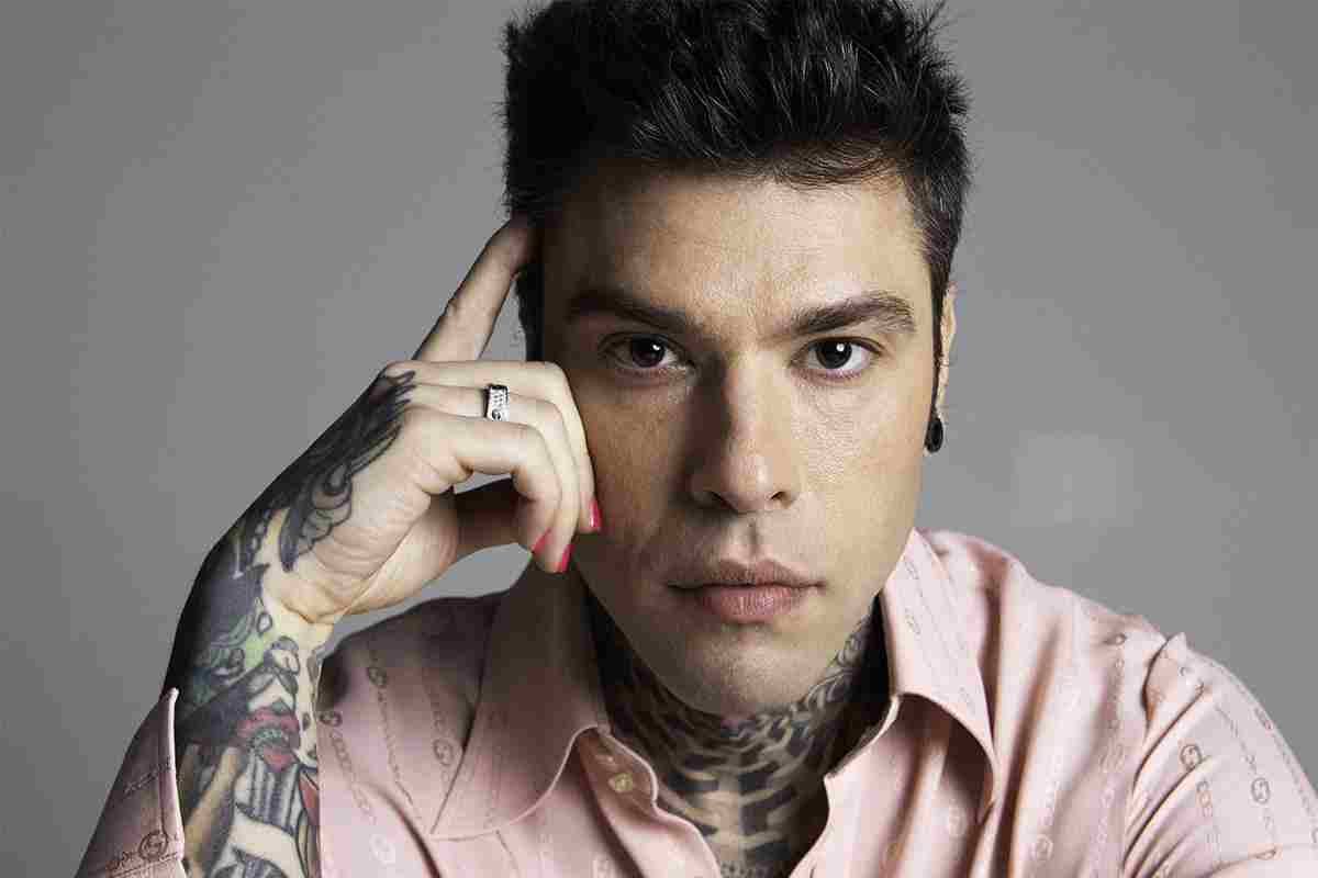 Fedez: posta una foto fa preoccupare i fan!