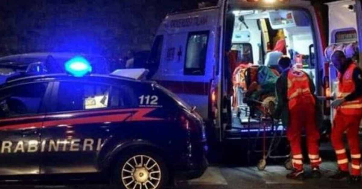 Milano figlio distrugge casa madre muore 