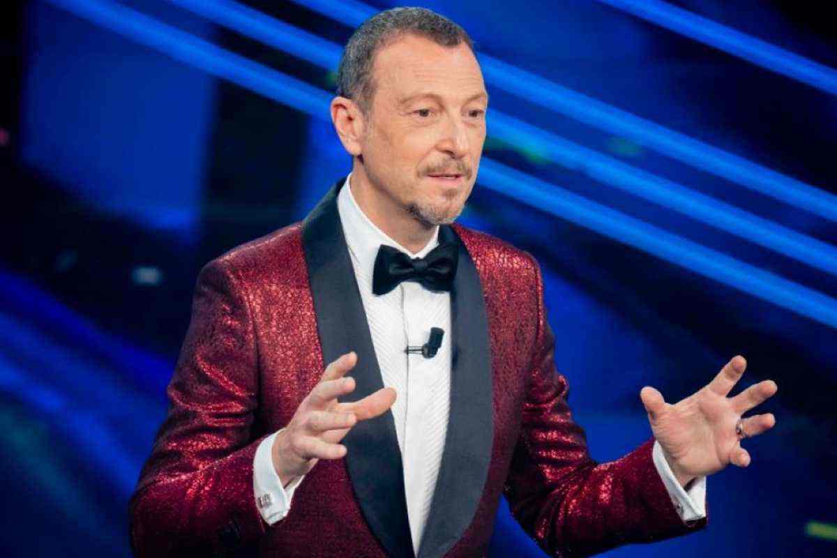 Sanremo: ecco chi vorrebbe Amadeus sul palco dell’Ariston