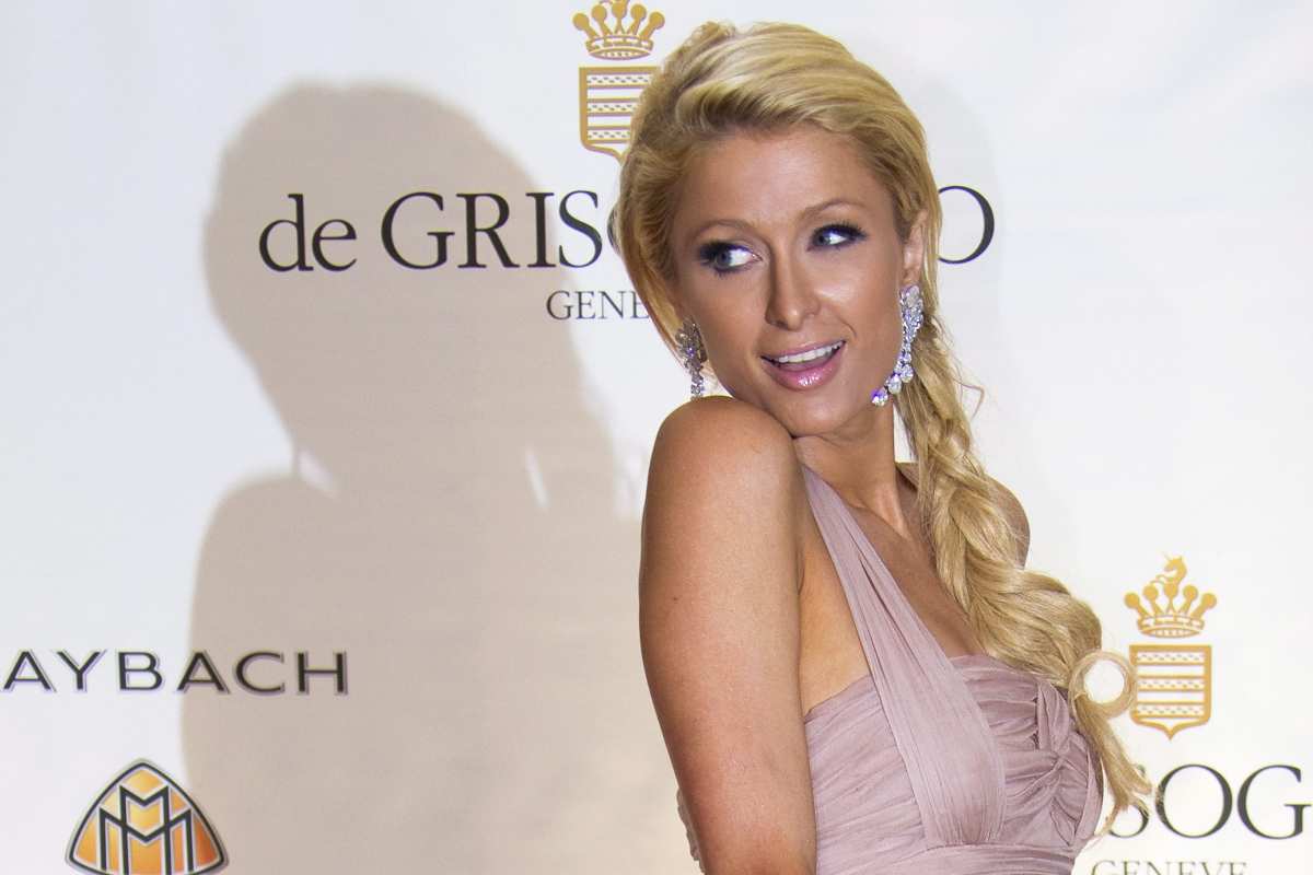 Paris Hilton notizia bomba | Nessuno lo sapeva