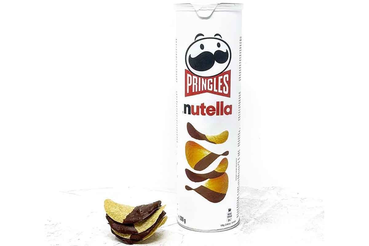 Il nuovo snack: le Pringles alla Nutella. Ma esistono?