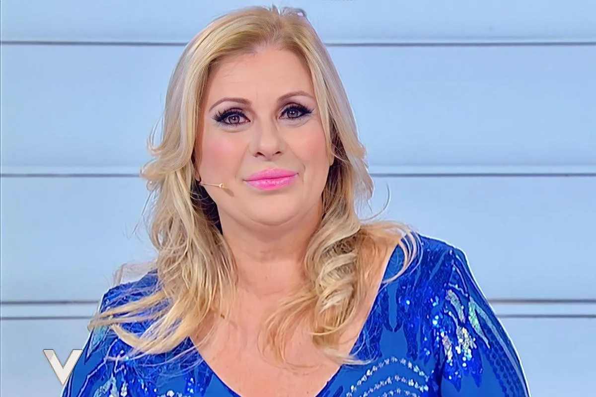 Tina Cipollari la confessione che non ti aspetti| E' interessata a lui