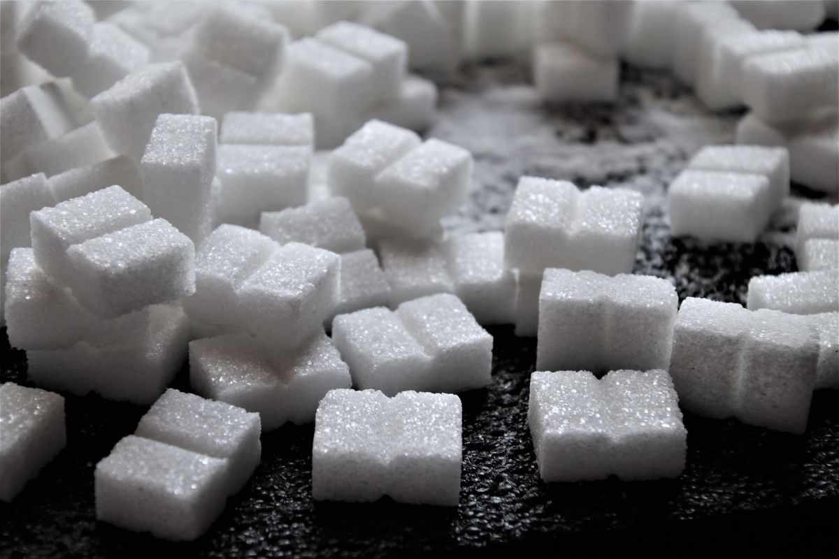 Eccesso di zuccheri: cinque segnali inconfondibili