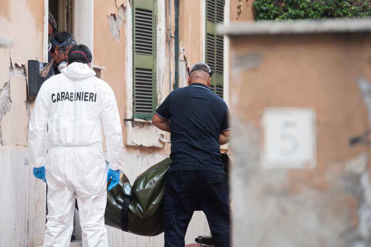 Trovati morti in casa a Parma