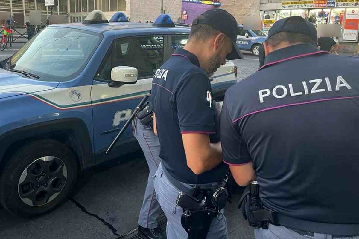 Accoltellato stazione Termini Roma