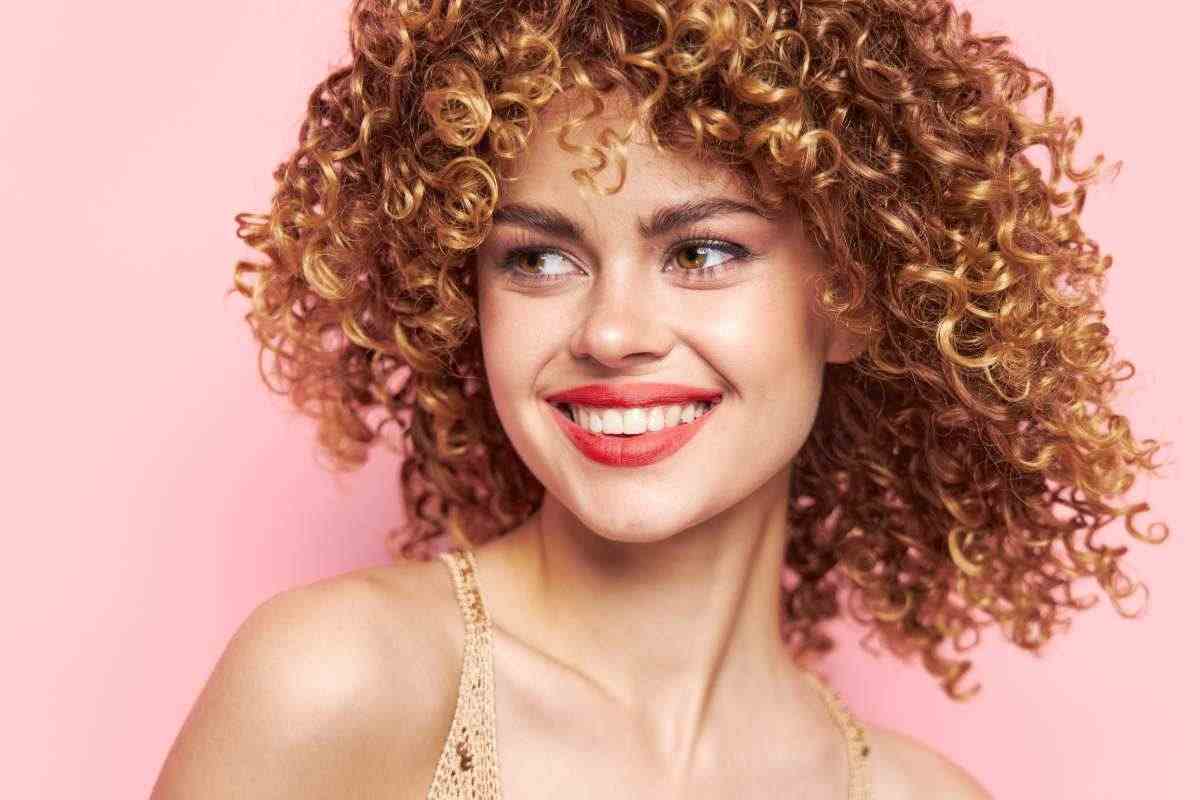 capelli ricci rimedio incredibile