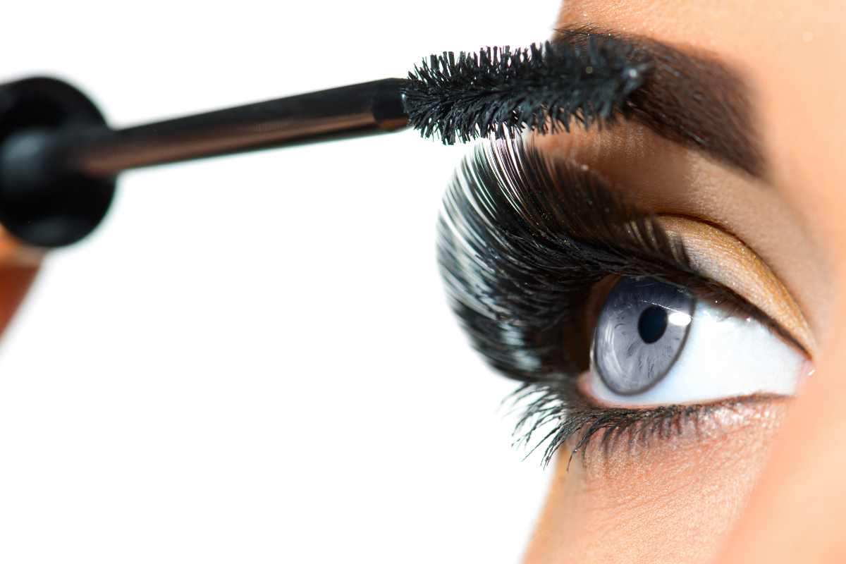 mascara ciglia cerbiatto