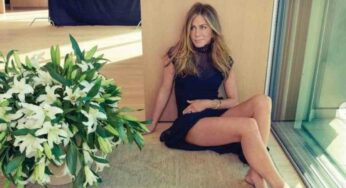 Jennifer Aniston: il segreto per gambe perfetto è questo! Follower senza parole